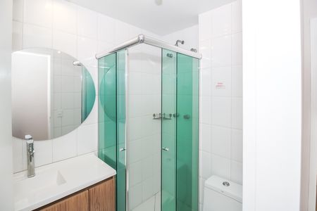 Apartamento à venda com 54m², 2 quartos e 1 vaga Apartamento à venda com 54m², 2 quartos e 1 vagaBanheiro social