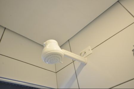 Banheiro Social de kitnet/studio para alugar com 1 quarto, 25m² em Vila Medeiros, São Paulo