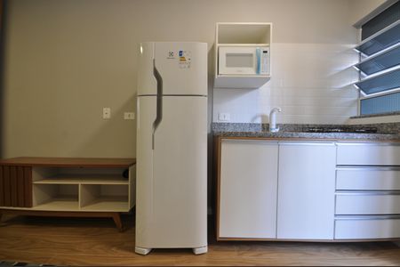 Cozinha de kitnet/studio para alugar com 1 quarto, 25m² em Vila Medeiros, São Paulo