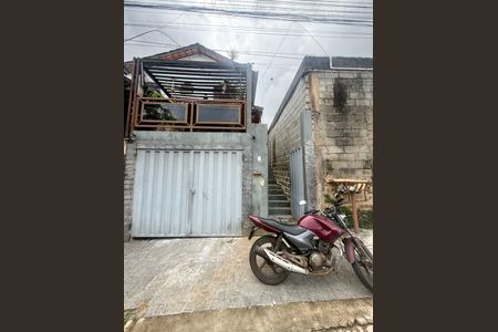 Casa à venda com 180m², 3 quartos e 1 vagaFachada