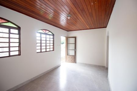 Casa à venda com 180m², 3 quartos e 1 vagaSala