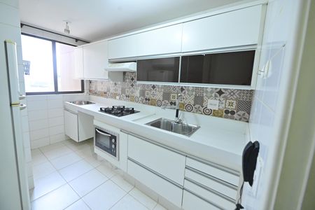 Apartamento para alugar com 71m², 2 quartos e 1 vaga Apartamento para alugar com 71m², 2 quartos e 1 vagaCozinha