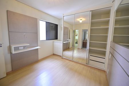 Apartamento para alugar com 71m², 2 quartos e 1 vaga Apartamento para alugar com 71m², 2 quartos e 1 vagaSuíte