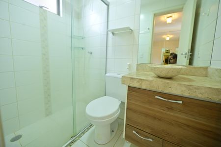 Apartamento para alugar com 71m², 2 quartos e 1 vaga Apartamento para alugar com 71m², 2 quartos e 1 vagaBanheiro da Suíte