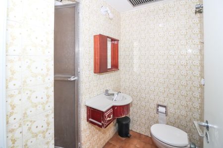 Apartamento para alugar com 110m², 4 quartos e 1 vaga Apartamento para alugar com 110m², 4 quartos e 1 vagaBanheiro