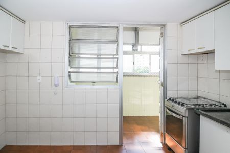 Apartamento para alugar com 110m², 4 quartos e 1 vaga Apartamento para alugar com 110m², 4 quartos e 1 vagaCozinha