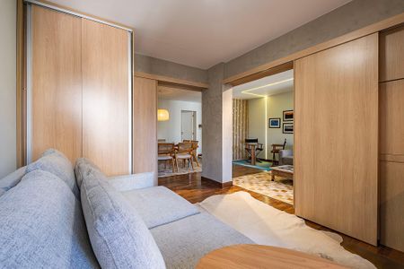 Apartamento à venda com 130m², 3 quartos e 1 vaga Apartamento à venda com 130m², 3 quartos e 1 vagaSala