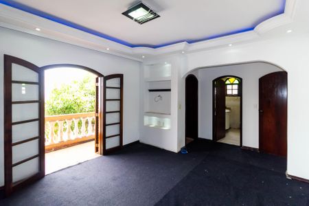 Casa para alugar com 377m², 3 quartos e 4 vagasSuíte