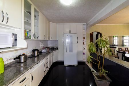 Casa para alugar com 377m², 3 quartos e 4 vagasCozinha