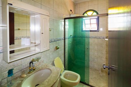 Casa para alugar com 377m², 3 quartos e 4 vagasBanheiro 2