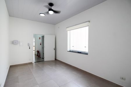 Casa para alugar com 124m², 3 quartos e sem vaga Casa para alugar com 124m², 3 quartos e sem vagaSala