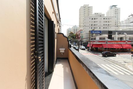 Casa para alugar com 124m², 3 quartos e sem vaga Casa para alugar com 124m², 3 quartos e sem vagaVaranda da suíte