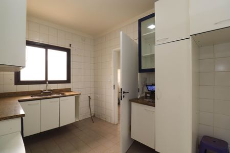 Apartamento para alugar com 108m², 3 quartos e 2 vagasCozinha