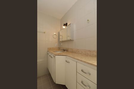 Apartamento para alugar com 108m², 3 quartos e 2 vagasBanheiro da Suíte