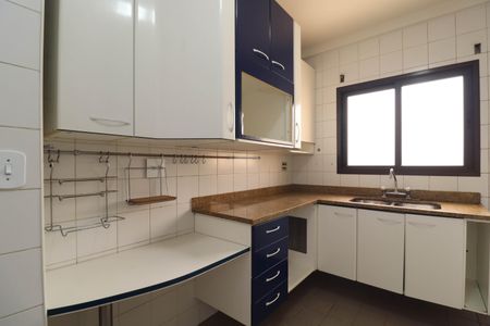 Apartamento para alugar com 108m², 3 quartos e 2 vagasCozinha