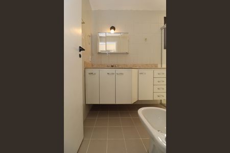 Apartamento para alugar com 108m², 3 quartos e 2 vagasBanheiro da Suíte