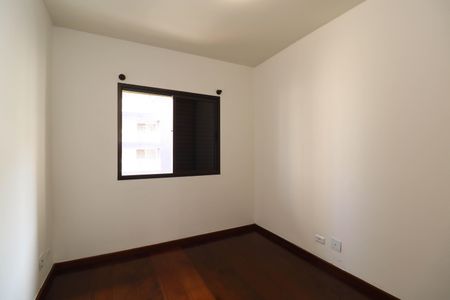Apartamento para alugar com 108m², 3 quartos e 2 vagasQuarto 2