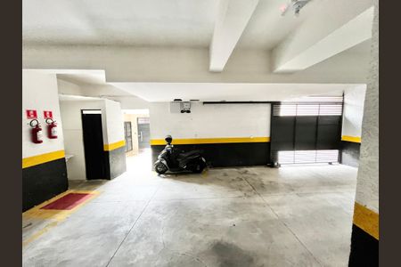 Apartamento à venda com 77m², 2 quartos e 2 vagasGaragem