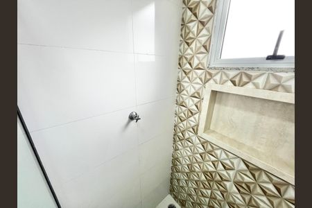 Apartamento à venda com 77m², 2 quartos e 2 vagasBanheiro