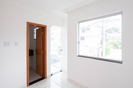 Casa à venda com 150m², 3 quartos e 2 vagas Casa à venda com 150m², 3 quartos e 2 vagasSuíte