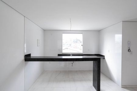 Casa à venda com 150m², 3 quartos e 2 vagas Casa à venda com 150m², 3 quartos e 2 vagasSala/Cozinha