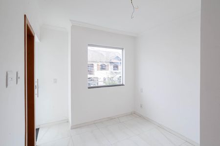 Casa à venda com 150m², 3 quartos e 2 vagas Casa à venda com 150m², 3 quartos e 2 vagasSuíte