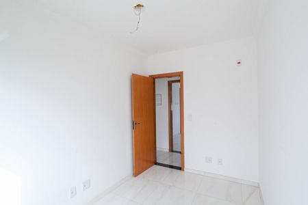 Casa à venda com 150m², 3 quartos e 2 vagas Casa à venda com 150m², 3 quartos e 2 vagasQuarto 2