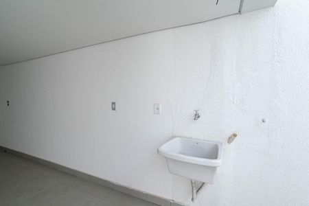Casa à venda com 150m², 3 quartos e 2 vagas Casa à venda com 150m², 3 quartos e 2 vagasQuintal