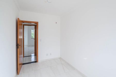 Casa à venda com 150m², 3 quartos e 2 vagas Casa à venda com 150m², 3 quartos e 2 vagasQuarto 2