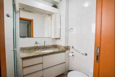 Apartamento à venda com 127m², 3 quartos e 3 vagasBanheiro da Suíte 3