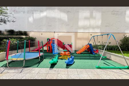Apartamento à venda com 127m², 3 quartos e 3 vagasÁrea comum - Playground