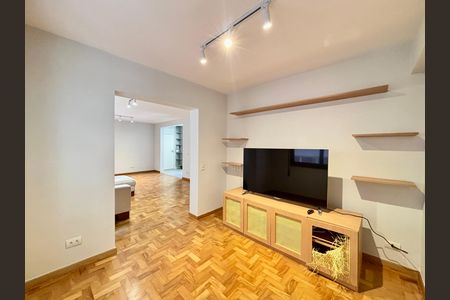 Quarto 1  de apartamento para alugar com 2 quartos, 94m² em Cerqueira César, São Paulo