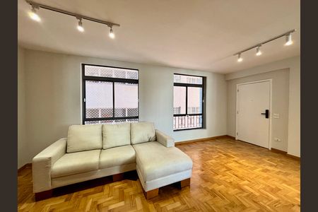 Sala  de apartamento para alugar com 2 quartos, 94m² em Cerqueira César, São Paulo