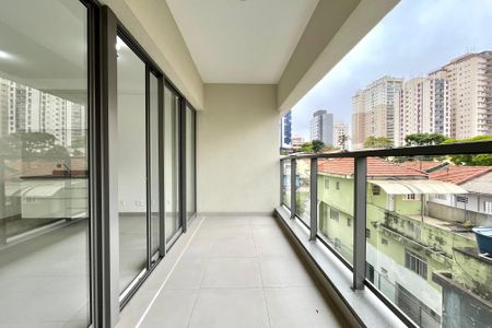 Studio à venda com 37m², 1 quarto e 1 vagaVaranda