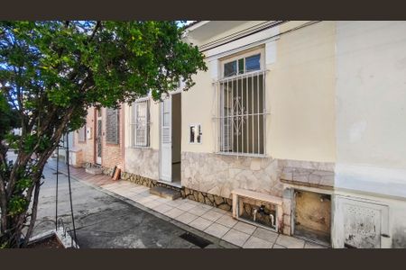 Casa à venda com 65m², 2 quartos e sem vagaFachada