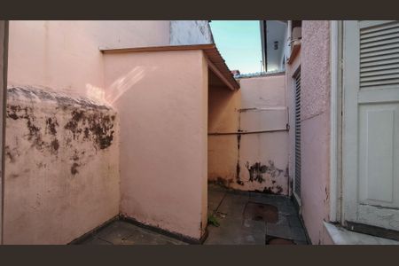 Casa à venda com 65m², 2 quartos e sem vagaQuintal