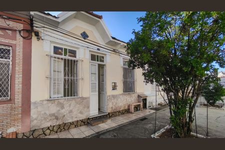 Casa à venda com 65m², 2 quartos e sem vagaFachada