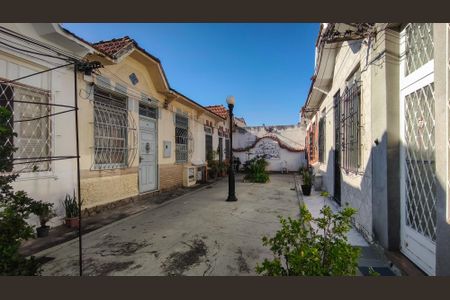 Casa à venda com 65m², 2 quartos e sem vagaFachada