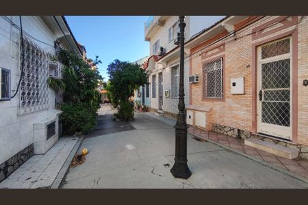 Casa à venda com 65m², 2 quartos e sem vagaFachada