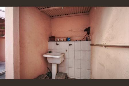 Casa à venda com 65m², 2 quartos e sem vagaÁrea de Serviço