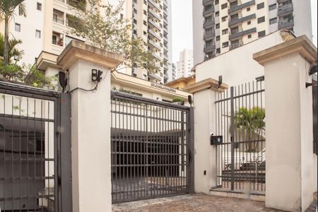 Apartamento para alugar com 80m², 3 quartos e 2 vagasFachada