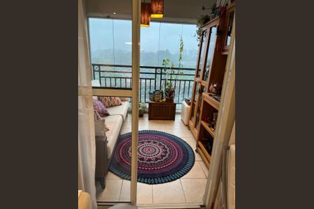 Apartamento à venda com 72m², 3 quartos e 1 vagaFoto 02