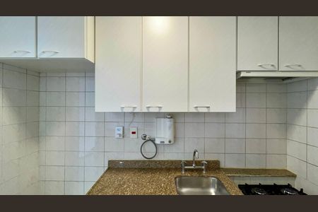 Apartamento à venda com 61m², 2 quartos e 2 vagasCozinha
