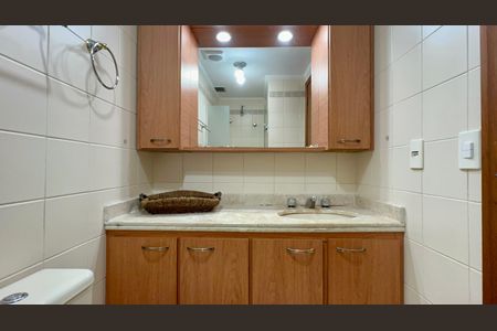 Apartamento à venda com 61m², 2 quartos e 2 vagasBanheiro