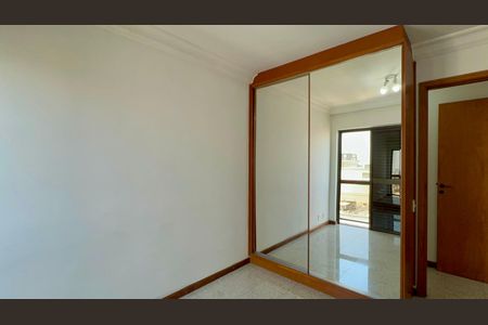 Apartamento à venda com 61m², 2 quartos e 2 vagasQuarto