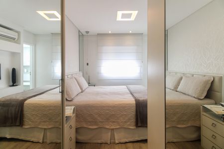 Apartamento à venda com 158m², 3 quartos e 4 vagas Apartamento à venda com 158m², 3 quartos e 4 vagasSuíte 1