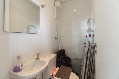 Apartamento à venda com 158m², 3 quartos e 4 vagas Apartamento à venda com 158m², 3 quartos e 4 vagasÁrea de Serviço - Banheiro de Serviço