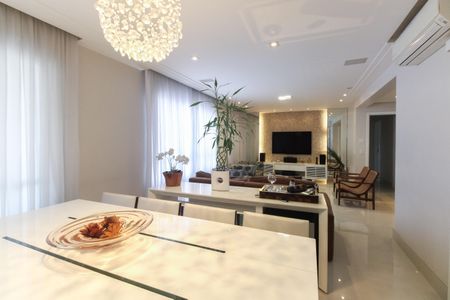 Sala  de apartamento à venda com 3 quartos, 158m² em Cidade Mãe do Céu, São Paulo