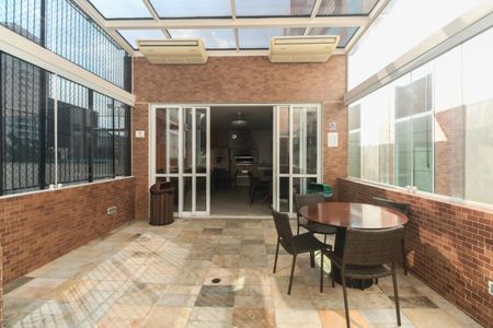 Apartamento à venda com 158m², 3 quartos e 4 vagas Apartamento à venda com 158m², 3 quartos e 4 vagasÁrea Comum