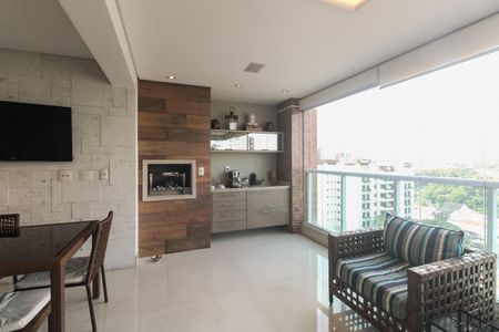 Apartamento à venda com 158m², 3 quartos e 4 vagas Apartamento à venda com 158m², 3 quartos e 4 vagasVaranda Gourmet